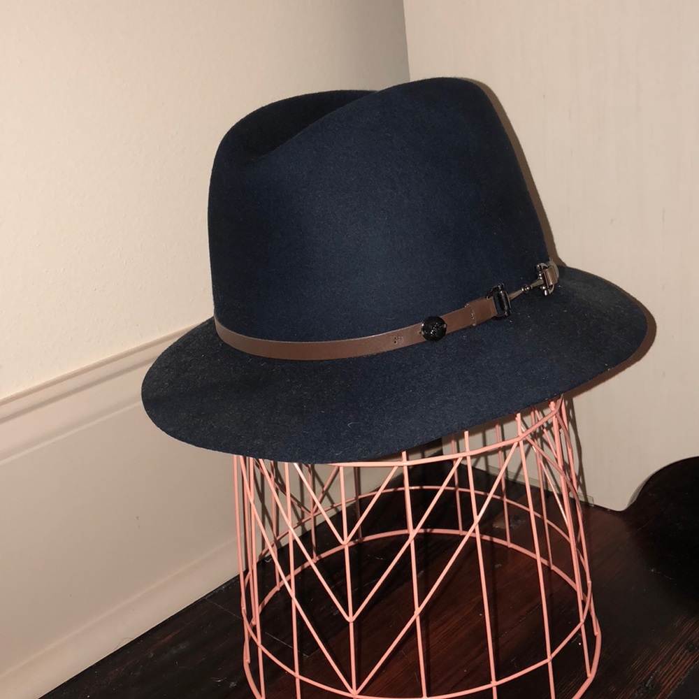 Hat!